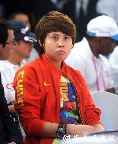 孙龙接力再上场王濛曾批不行教练组重用引争议 孙龙接力再上场王濛曾批不行教练组重用引争议